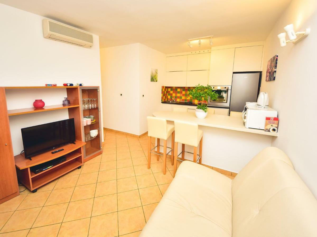 Apartment Anica-1 By Interhome Diklo Kültér fotó